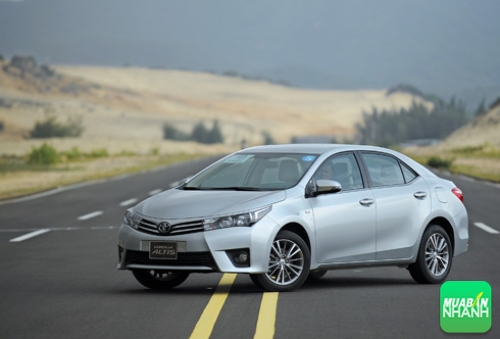Toyota Corolla Altis 2023 giá lăn bánh đánh giá xe ưu đãi 052023   Giaxehoivn