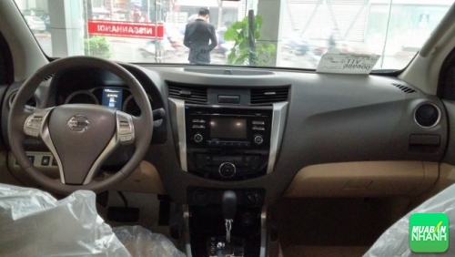 Trang bị nội thất Nissan Navara
